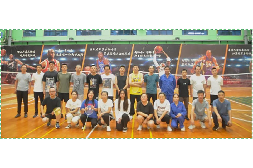 球战八方 轻羽飞扬 ——乐鱼中国官方网站 - 乐鱼leyu(中国)员工羽毛球赛