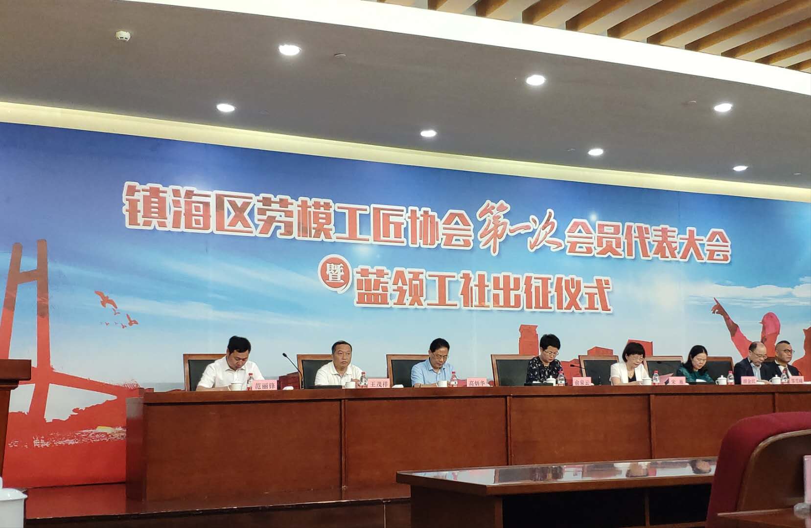 喜讯：乐鱼中国官方网站 - 乐鱼leyu(中国)生物荣获“宁波市五一劳动奖状”