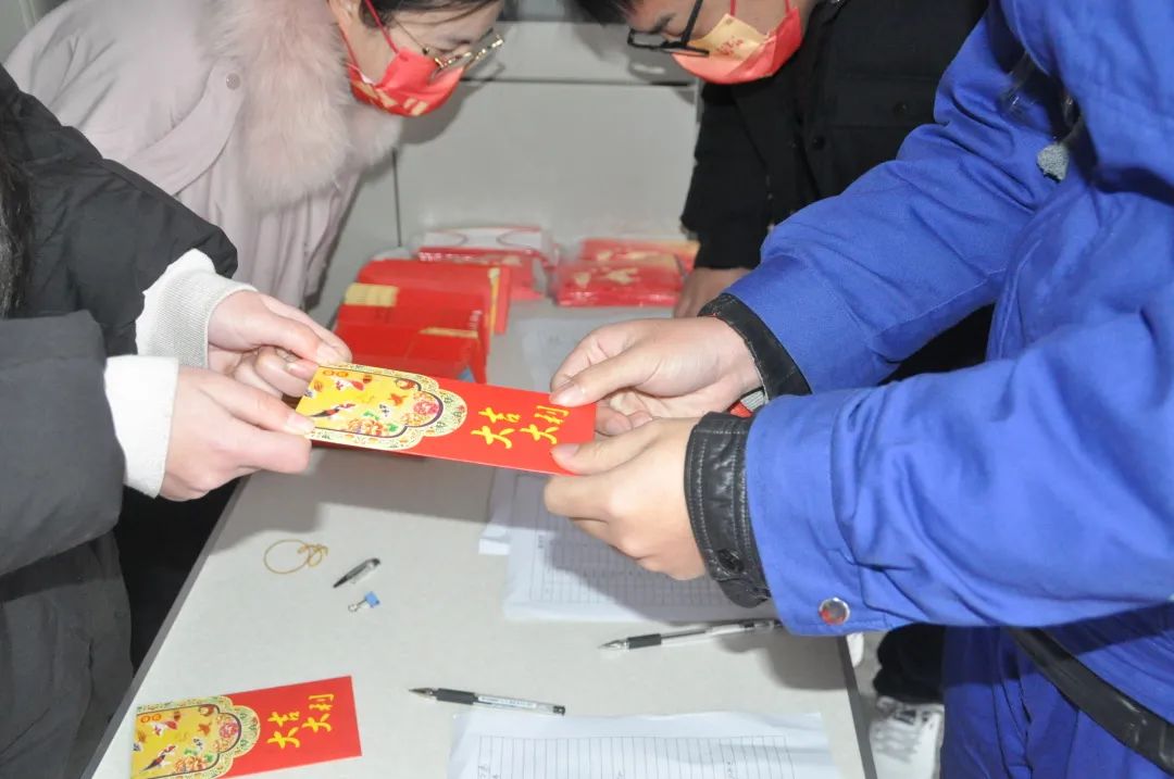 1658296987239425.jpg 640 (7).jpg